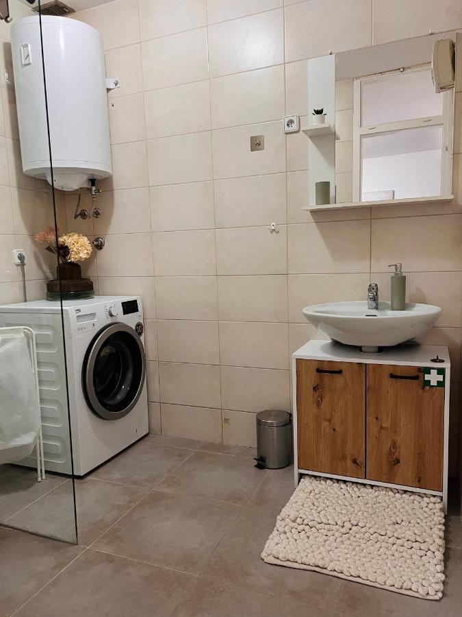 Apartman Luna *** Рийека Екстериор снимка